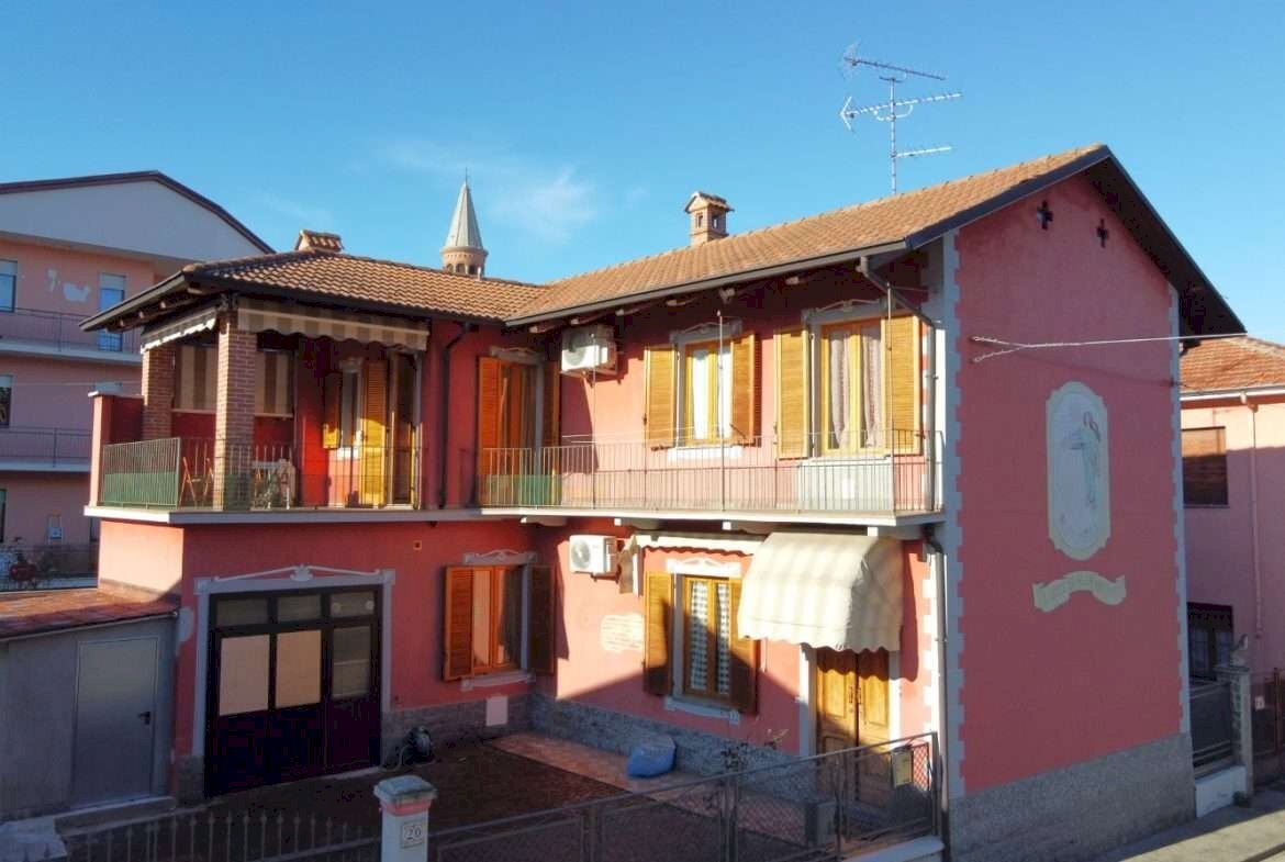 Independent house Alba - photo 1