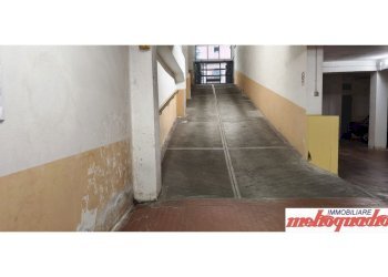 Posto Auto via Guido Zucchini, Bologna (zona Centro Storico) - foto 11