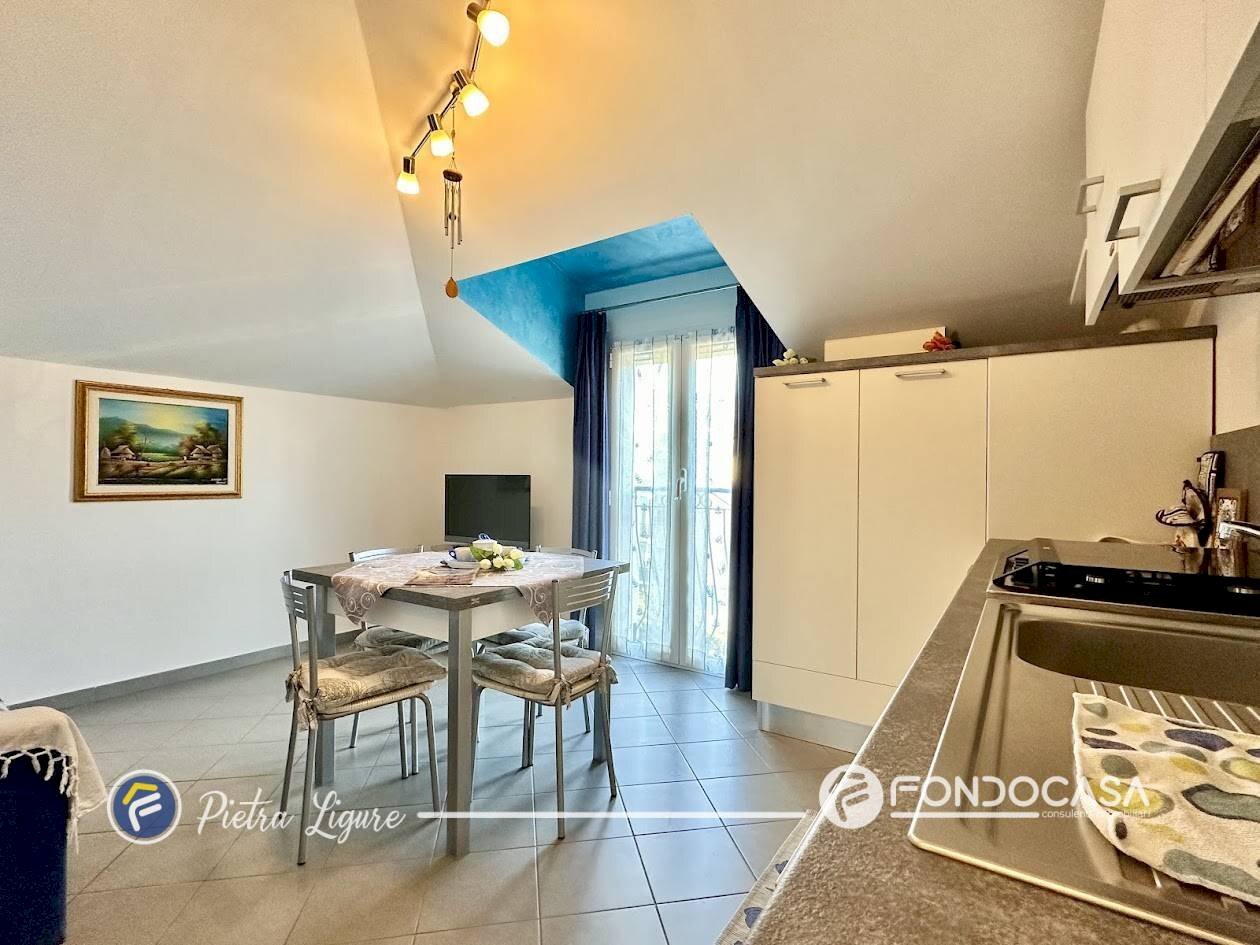 Two-room apartment Viale della Repubblica, Pietra Ligure - photo 3