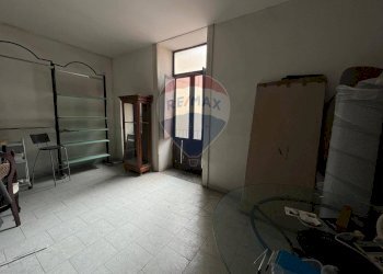 Bilocale Napoli (zona Foria) - foto 7