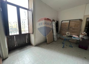 Bilocale Napoli (zona Foria) - foto 8