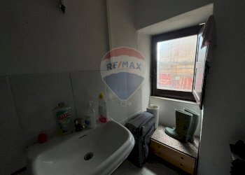 Bilocale Napoli (zona Foria) - foto 15