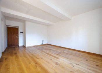 Trilocale Via Santa Teresa, Torino (zona Centro) - foto 8