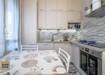 Three-room apartment Via Vittorio Veneto, Bonate Sotto - photo 10