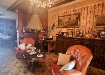 Salone - Rustico Agliano Terme - foto 9