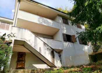 Facciata - Trilocale Regione Tassonere, 5, Corio - foto 2