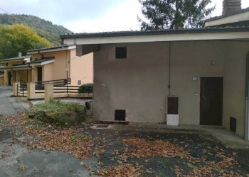 Facciata - Trilocale Regione Tassonere, 5, Corio - foto 4