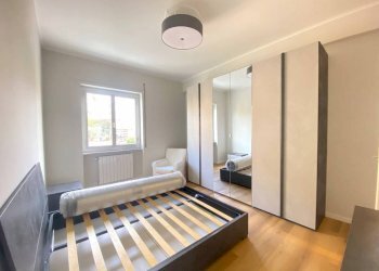 Camera da letto - Appartamento via Federico Sclopis, 2A, Genova (zona Quarto) - foto 12