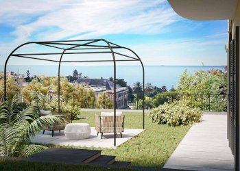 Giardino - Quadrilocale via Sant'Ilario, 11, Genova - foto 1