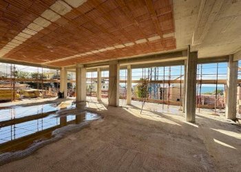 Interno non residenziale - Quadrilocale via Sant'Ilario, 11, Genova - foto 4