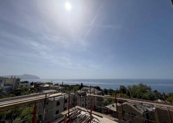 Vista - Attico via Sant'Ilario, 11, Genova - foto 2