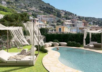 Piscina - Quadrilocale via Sant'Ilario, 11, Genova - foto 4