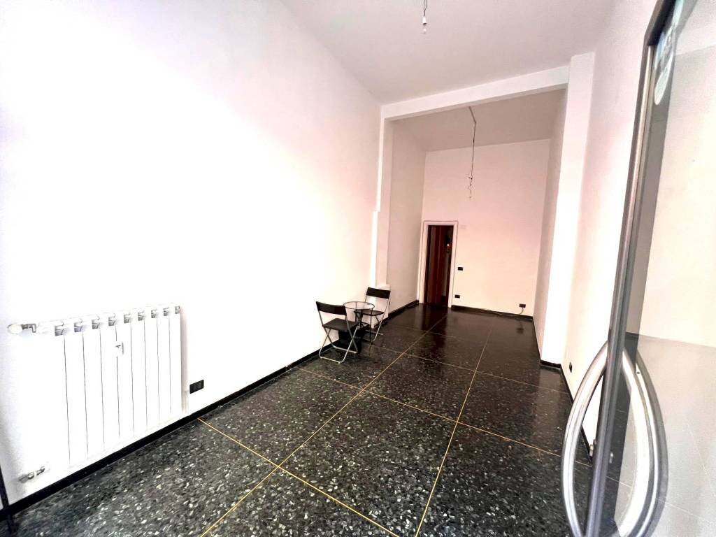 INTERNO - Negozio Genova - foto 2