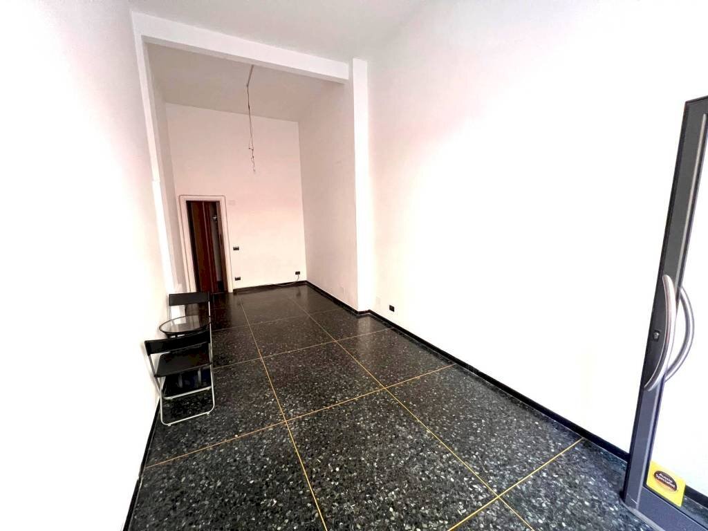 INTERNO - Negozio Genova - foto 3