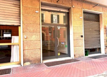 ESTERNO - Negozio Genova - foto 1