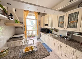 CUCINA - Trilocale via delle Rovare, Genova (zona Marassi) - foto 11