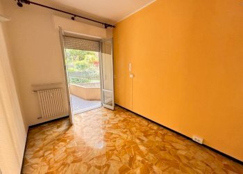 soggiorno - Trilocale via Erpidio Berno, Genova (zona Marassi) - foto 6