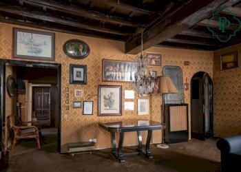 Salone - Bilocale via della Fontanella di Borghese, Roma (zona Centro Storico) - foto 4