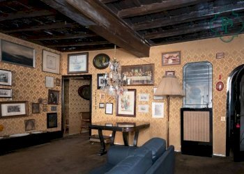 Salone - Bilocale via della Fontanella di Borghese, Roma (zona Centro Storico) - foto 9