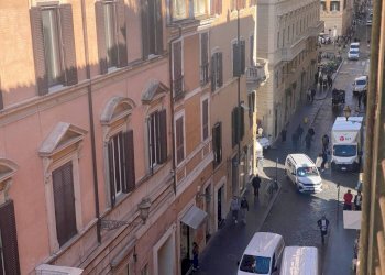Vista - Bilocale via della Fontanella di Borghese, Roma (zona Centro Storico) - foto 32