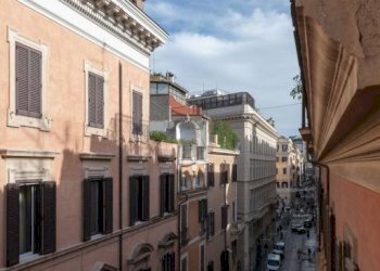 Vista - Bilocale via della Fontanella di Borghese, Roma (zona Centro Storico) - foto 36