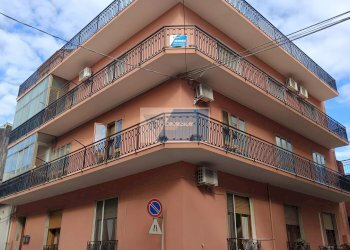 Quadrilocale Via Rattazzi, Solarino - foto 1