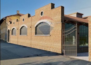 Villa fratelli Cairoli, 14 
 Biella, Biella - foto 1