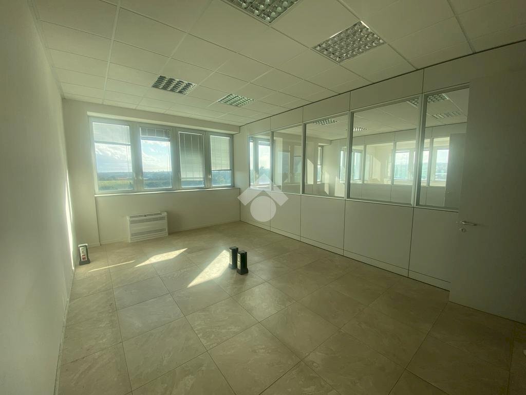 Office via lambertini, Imola - photo 1