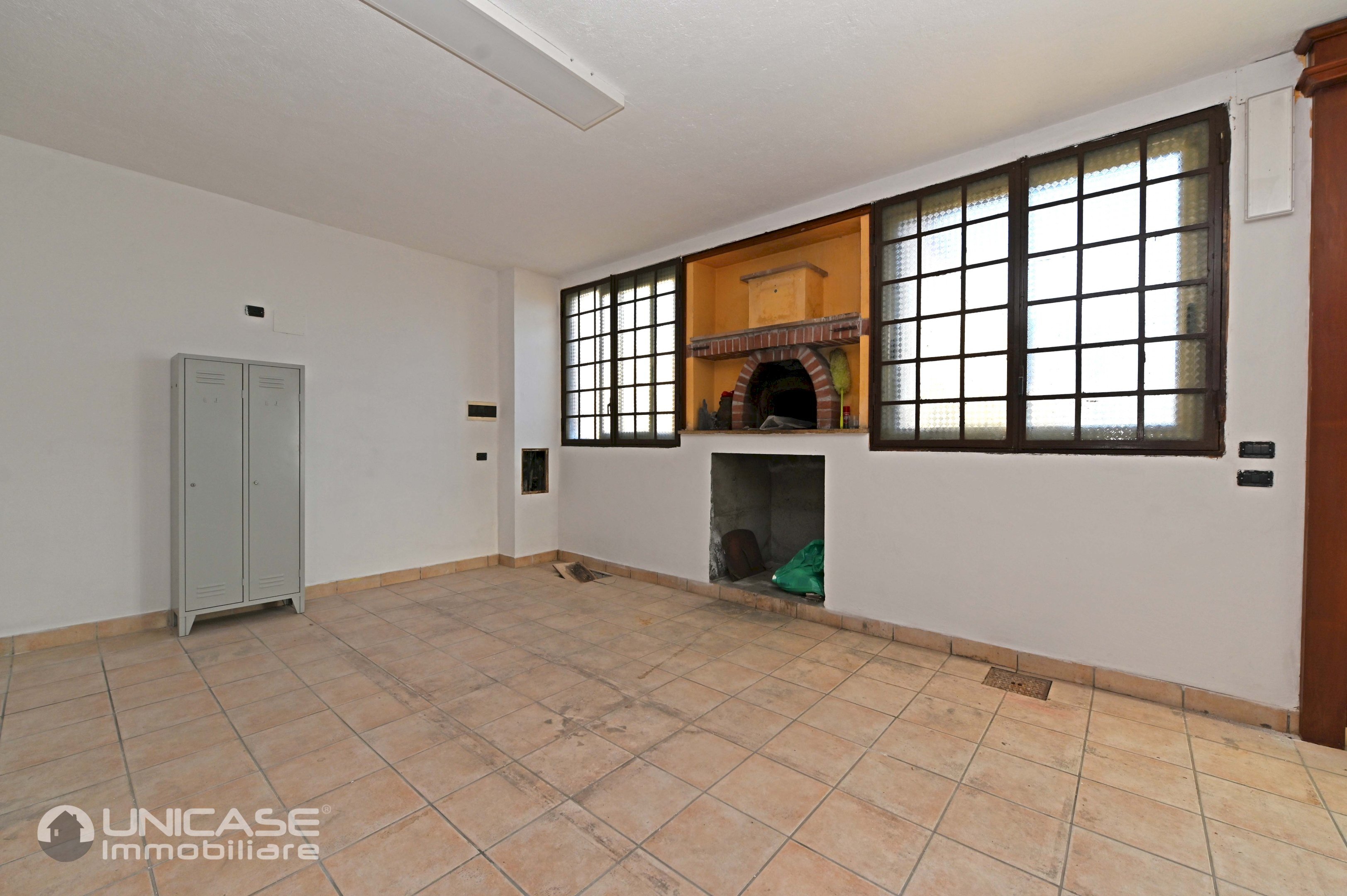 Locale Commerciale Stradale Circonvallazione, 35, Bricherasio - foto 2