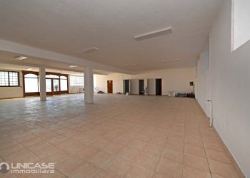 Locale Commerciale Stradale Circonvallazione, 35, Bricherasio - foto 1