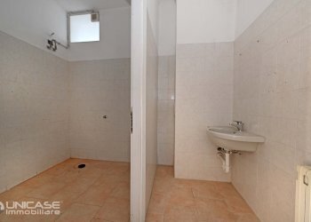 Locale Commerciale Stradale Circonvallazione, 35, Bricherasio - foto 15