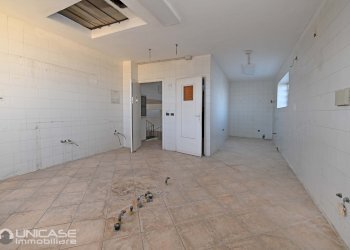 Locale Commerciale Stradale Circonvallazione, 35, Bricherasio - foto 13