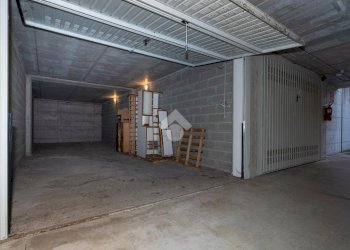 Box Via Cristoforo Colombo, Caselle Torinese - foto 1