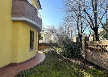 Casa indipendente Via gadda, Camposanto - foto 6