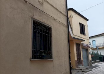 Casa indipendente Via Vico delle Mura, 1, Scapoli - foto 2