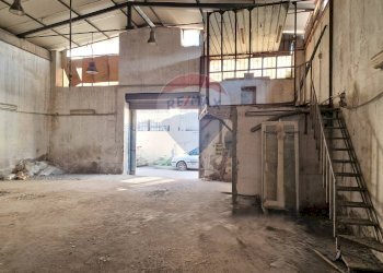 Shed via Don Ottavio Piscopo, Arzano - photo 9