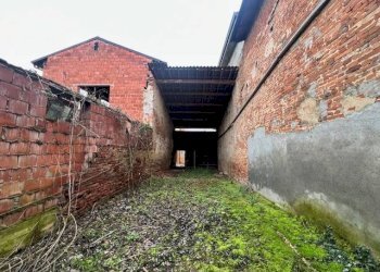 Cortile interno - Rustic via Bruno Pasino, Alessandria - photo 4