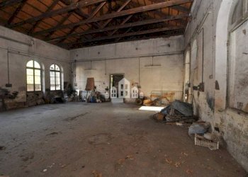 Interno non residenziale - Magazzino Borgo Valentino, snc, Cuorgnè - foto 13