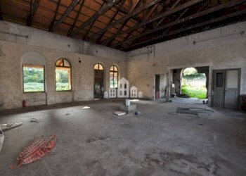 Interno non residenziale - Magazzino Borgo Valentino, snc, Cuorgnè - foto 19