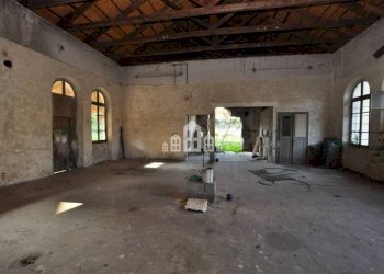Interno non residenziale - Magazzino Borgo Valentino, snc, Cuorgnè - foto 20