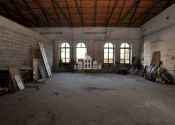 Interno non residenziale - Magazzino Borgo Valentino, snc, Cuorgnè - foto 23