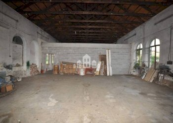 Interno non residenziale - Magazzino Borgo Valentino, snc, Cuorgnè - foto 30