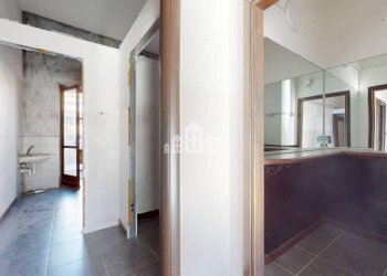 Interno appartamento - Negozio via reyneri, 20, Rivarolo Canavese - foto 11