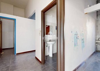 Interno appartamento - Negozio via reyneri, 20, Rivarolo Canavese - foto 13