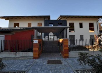 Facciata - Quadrilocale via Primo Maggio, 9, Valperga - foto 1