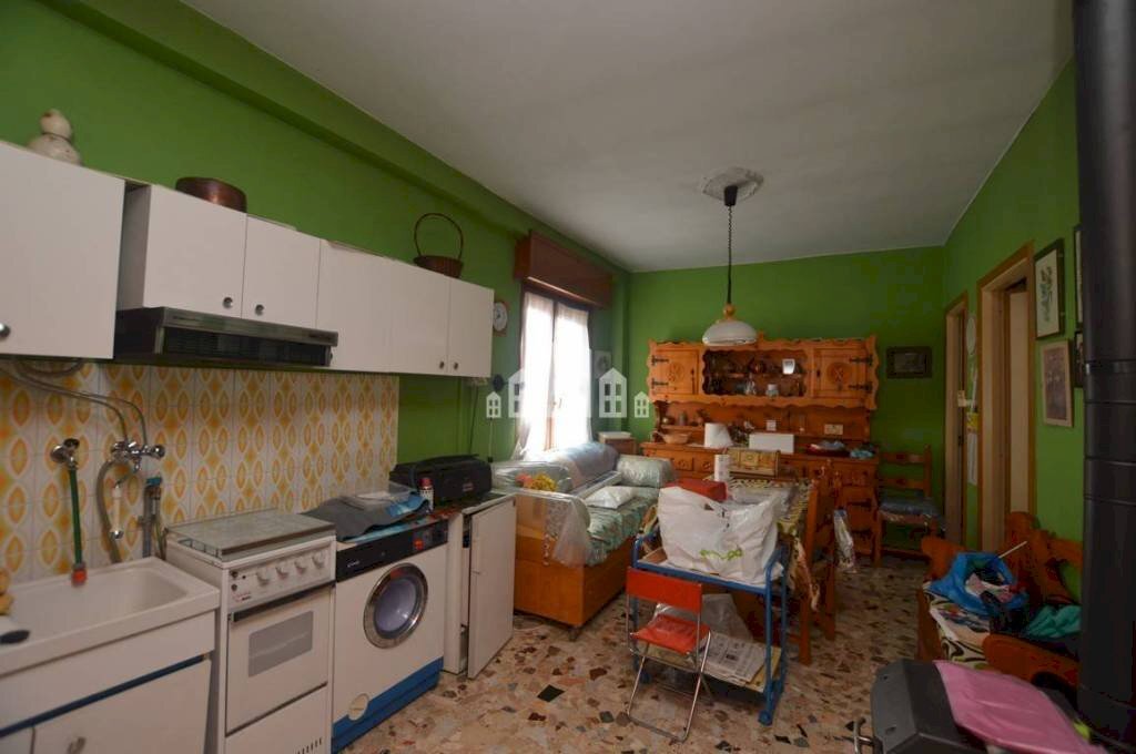 Cucina - Two-room apartment Località Nava, 11, Cuorgnè - photo 3