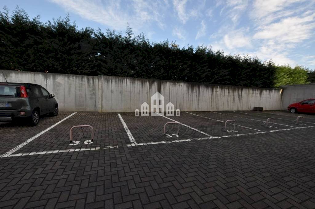 Posto macchina - Box via Ghione, 25, Castellamonte - foto 3