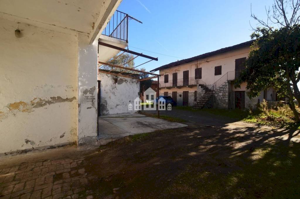 Facciata - Casa indipendente Località Biancetta, 10, Cuorgnè - foto 2