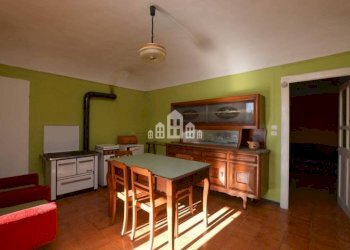 Cucina - Casa indipendente Località Biancetta, 10, Cuorgnè - foto 11