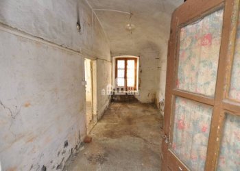 Box auto - Casa indipendente via Fratelli Rosselli, 39, Cuorgnè - foto 12